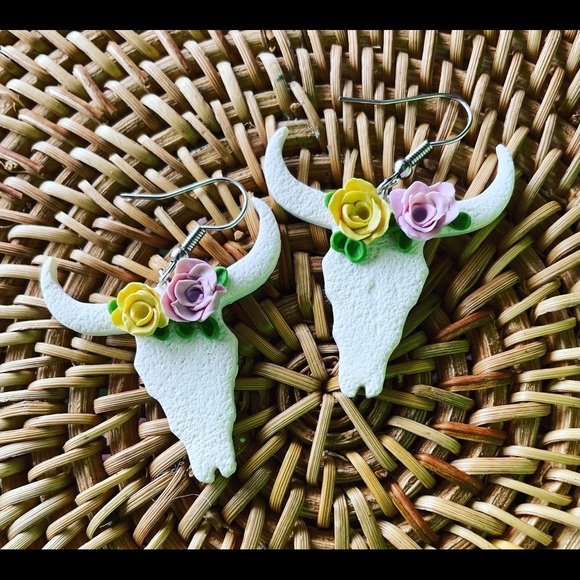 Handmade earrings - Picture 1 of 1